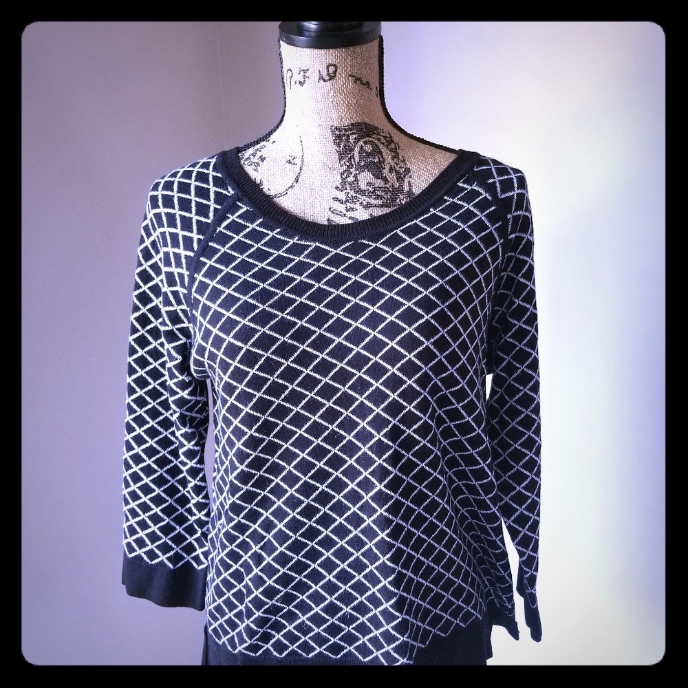 Philosophy black and ivory sweater NWT